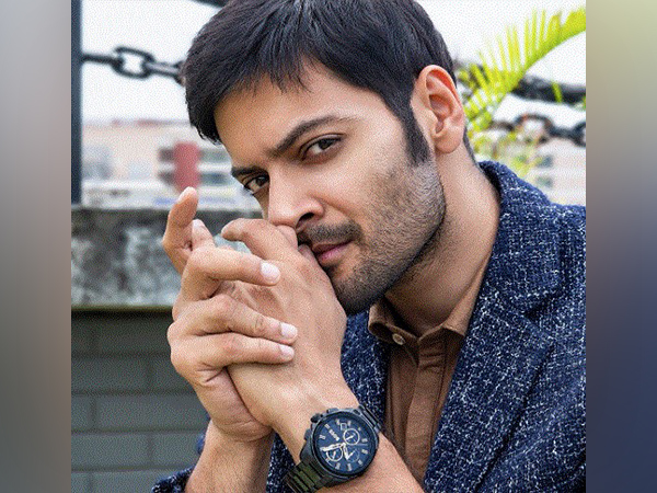 Ali Fazal (Image source: Instagram)