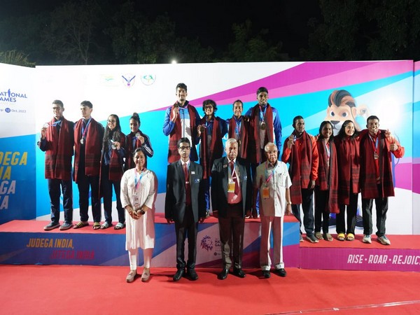 Smwimming medalists (Photo: Twitter@smartcityrajkot)