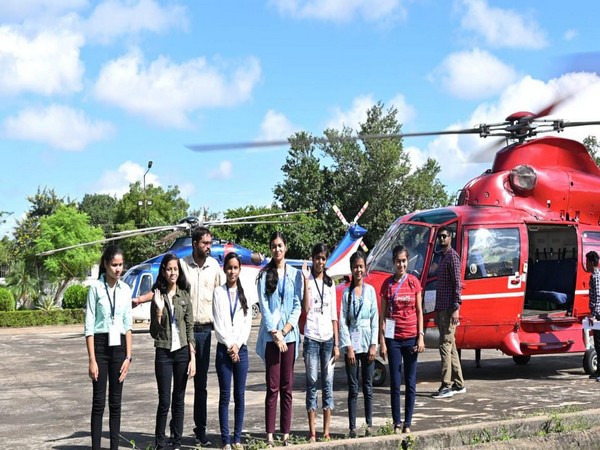 A few of the meritorious students who took Helicopter ride in Chhattisgarh (Photo/twitter@@bhupeshbaghel)
