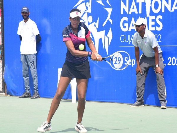 Gujarat's tennis player Zeel Desai in action during 36th National Games (Image: SAI/MYAS media)