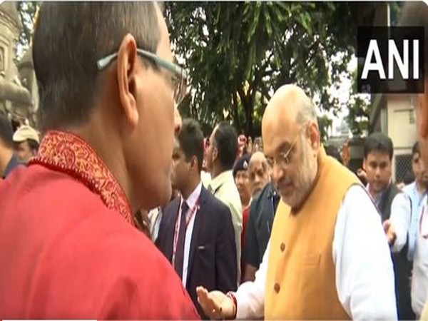 Amit Shah offers prayers at Kamakhya temple (Photo/ANI)