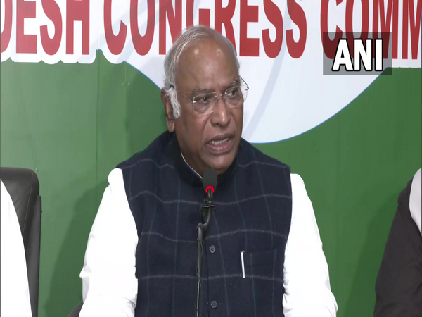 Congress MP Mallikarjun Kharge (Photo/ANI)