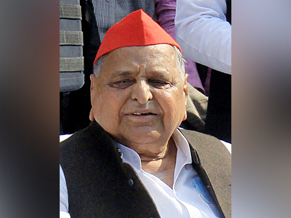 Former Uttar Pradesh Chief Minister Mulayam Singh Yadav (File Photo)