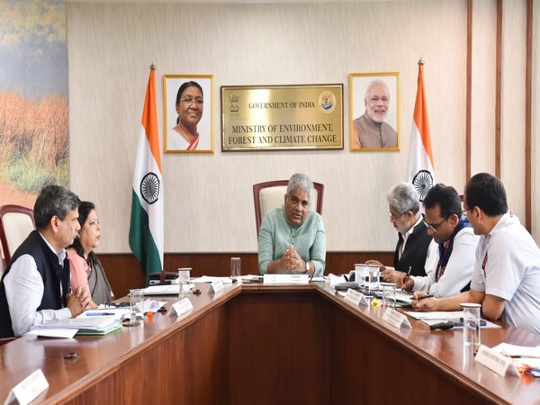 Union Minister Bhupender Yadav holds virtual meeting for managing air pollution (Photo/PIB)
