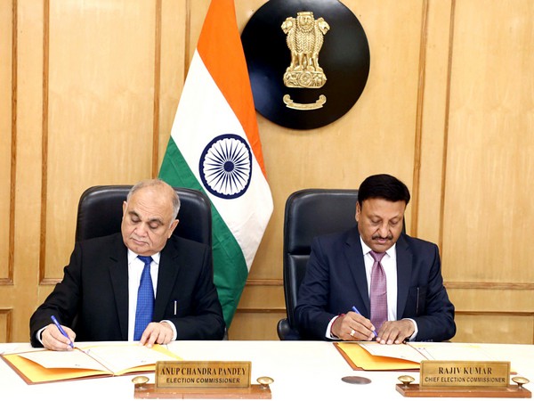 Chief Election Commissioner Rajiv Kumar and Election Commissioner Anup Chandra Pandey. (ANI/file photo)