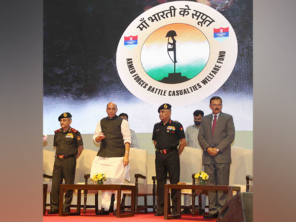 Defence Minister Rajnath Singh (Photo:Twitter/Rajnath Singh)