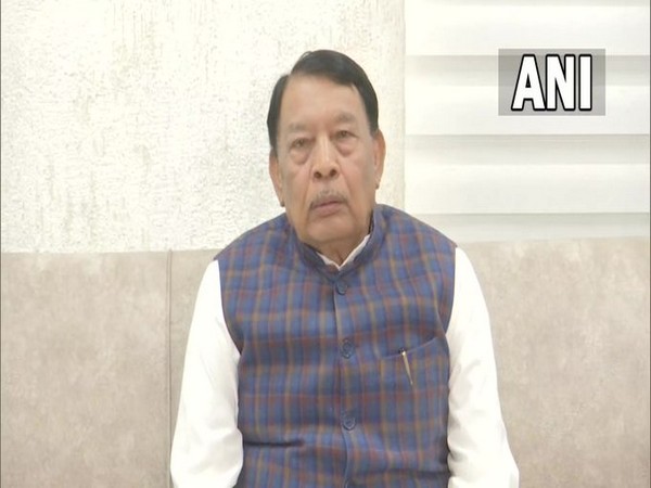 MP Food Supplies Minister Bisahulal Singh (Photo:Twitter/ANI)