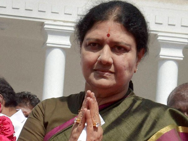 Expelled AIADMK leader Sasikala (File Photo/ANI)