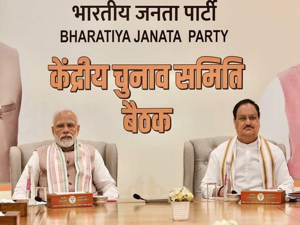 Prime Minister Narendra Modi and BJP chief JP Nadda at CEC meeting (Photo: BJP Himachal Pradesh Twitter)