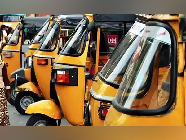 auto driver in Telangana committed suicide