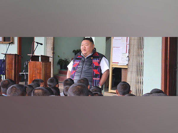 Temjen Imna Along (Image source: Twitter)