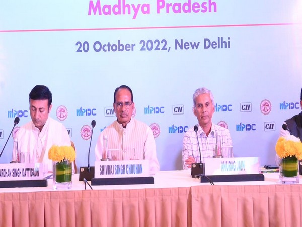 CM Chouhan during Curtain Razor and Ambassador Roundtable of Global Investors Summit 2023 in New Delhi on Thursday (Photo/CMO)