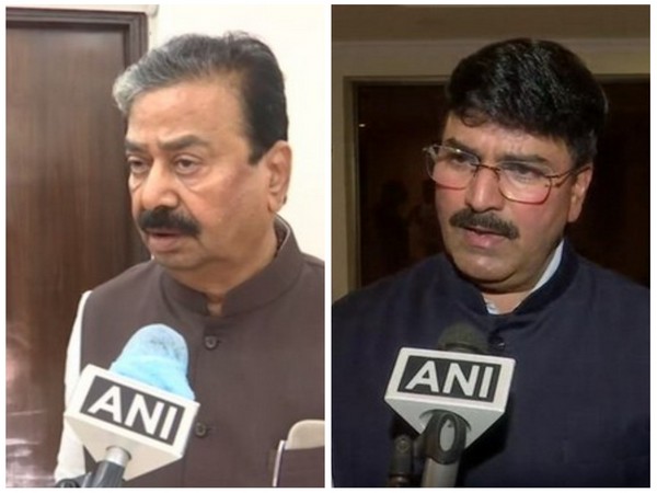 Gajanan Kirtikar (left) and Rahul Shewale (Right) (Photo/ANI)