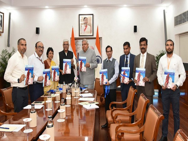 Vice President Jagdeep Dhankhar releasing Jal Jeevan Survekshan Tool Kit, at an event organized by Ministry of Jal Shakti. (Photo Source:  Vice President of India Twitter)
