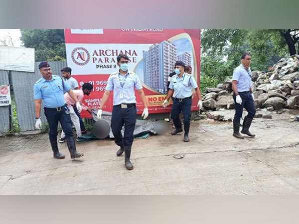 Pune fire brigade recovered the dead body from nallah (Photo/ANI)