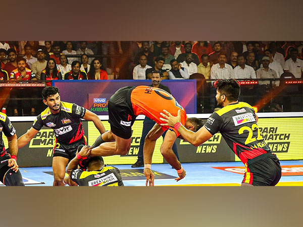 A visual from the match. (Photo- Pro Kabaddi Twitter)