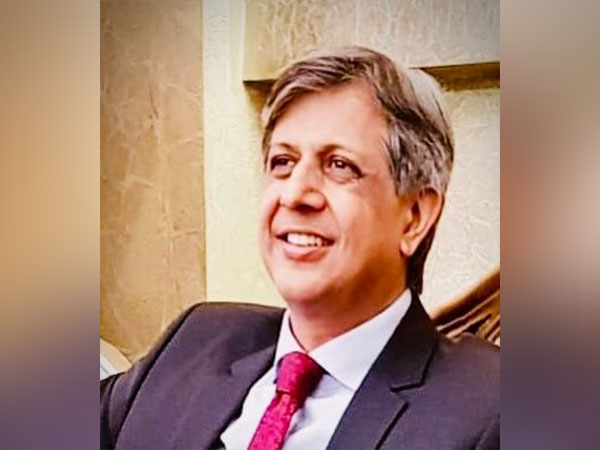 Azam Nazeer Tarar (Photo Credit: Tarar's Twitter)