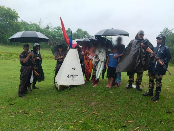 India returns back 5 Bangladeshis apprehended on border (Photo:BSF)