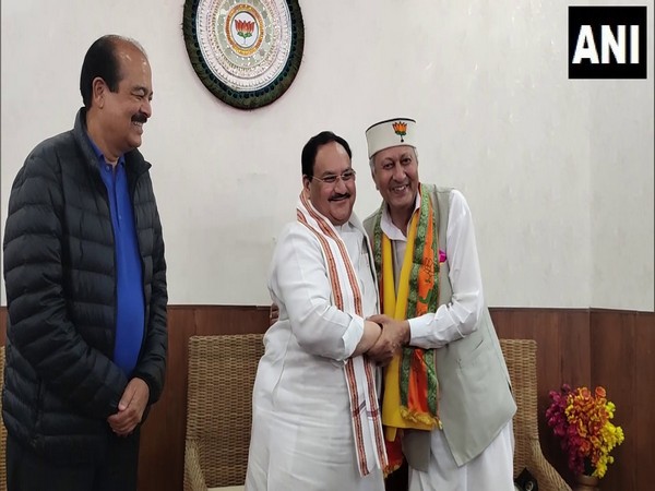 Vijai Singh Mankotia with JP Nadda (Photo/ANI)