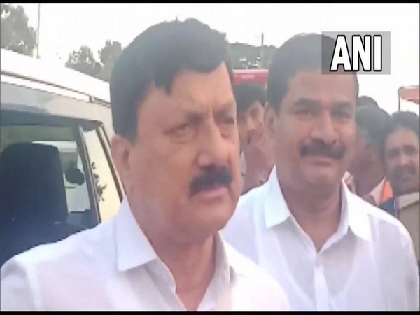 Karnataka Home Minister Araga Jnanendra speaking to reporters. 