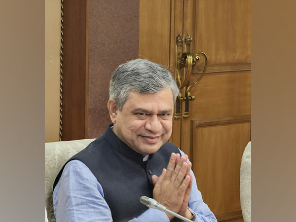 Union Minister Ashwini Vaishnaw confirmed that the IT Ministry has sought a report from WhatsApp (twitter handle of ashwini vaishnaw) 