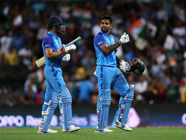 Suryakumar and Virat scored at a fluent pace . (Photo- ICC)