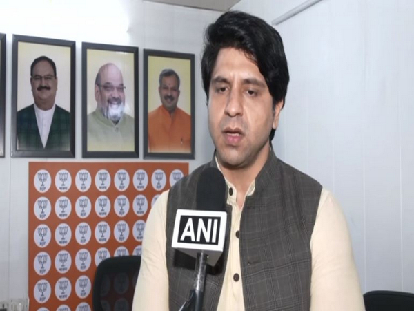 BJP national spokesperson Shehzad Poonawalla 