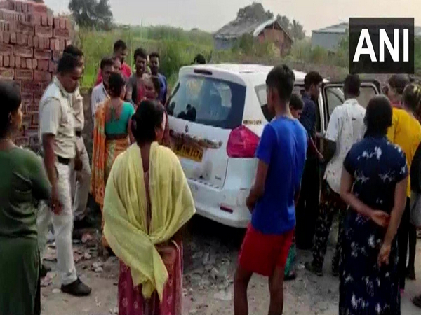 Visual of the minors being taken to hospital (Photo/ANI)