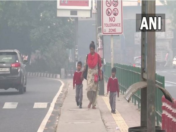 Primary schools in Delhi shut from tomorrow till pollution situation improves