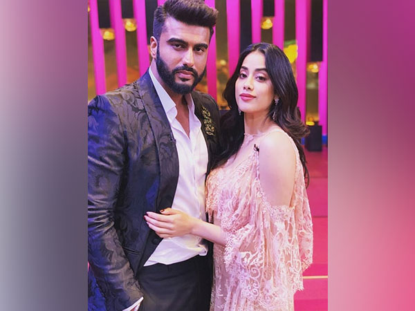 Arjun Kapoor and Janhvi Kapoor (Image source: Instagram)