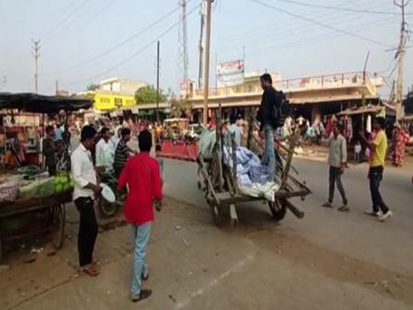 RTI activist carrying RTI information on bullock cart (Photo/ANI)