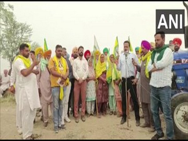 Patwari, who was taken hostage was released by farmers (Photo/ANI)