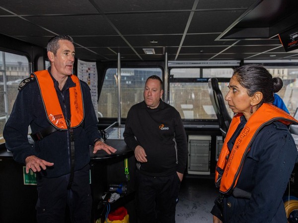 Home Secy Suella Braverman with experts