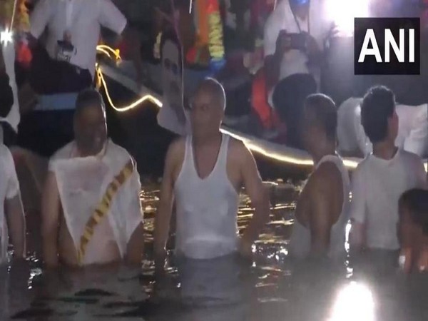 CM Bhupesh Baghel takes holy dip in Kharun river at Mahadev ghat (Image Source: File Photo)