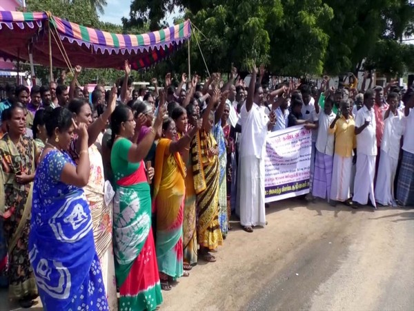 Fishermen protest in Thangachimadam village, Rameswaram. (ANI)
