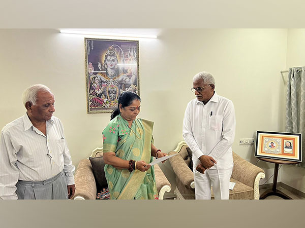 Congress MLA Bhagvanbhai D Barad with speaker of Legislative Assembly of Gujarat (Photo/ANI)
