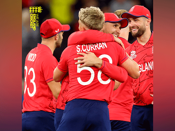 England win toss (Photo: England Cricket/ Twitter)