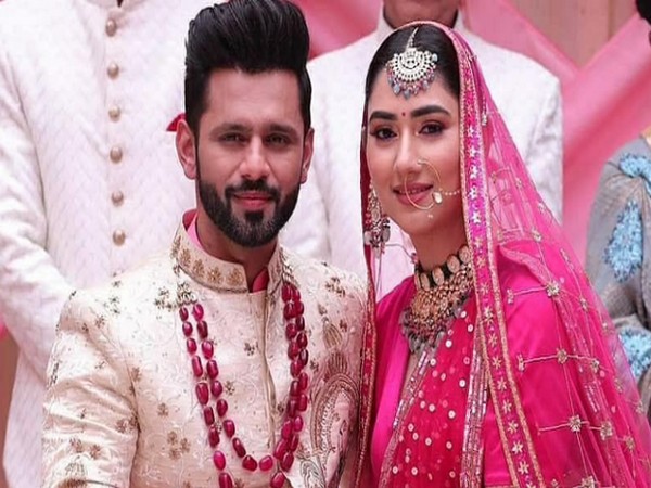 Rahul Vaidya and Disha Parmar (Image source: Instagram)