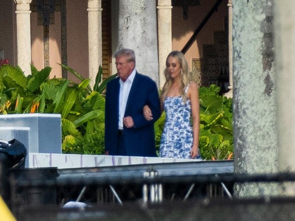 Donald Trump walking Tiffany down the aisle at rehearsal dinner (Image Source: Twitter @tadfundotnet)
