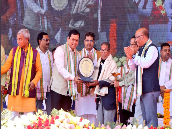 Union Minister of Ayush Sarbananda Sonowal and Tripura CM Manik Saha (Photo:Twitter/ Sarbananda Sonowal)