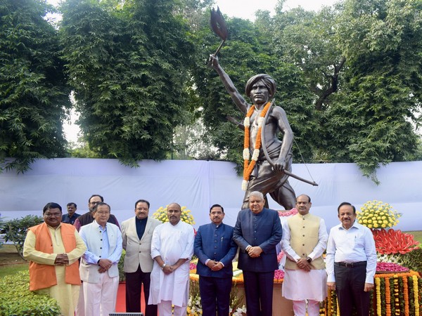 Vice president Jagdeep Dhankhar paid floral tributes to freedom fighter Birsa Munda on his birth anniversary at parliament house in New Delhi on Tuesday.