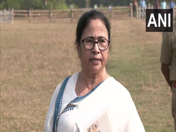 West Bengal CM Mamata Banerjee (Photo/ANI)