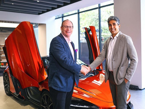 McLaren Automotive Managing Director for APAC and China Paul Harris with McLaren Mumbai Chairman & Managing Director Lalit Choudary 