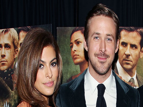 Eva Mendes and Ryan Gosling (Image Source: Twitter)