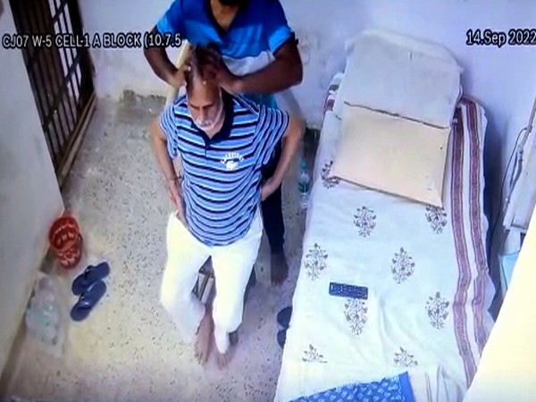 CCTV video shows jailed Delhi Minister Satyendar Jain getting head massage inside Tihar Jail (Photo:ANI)