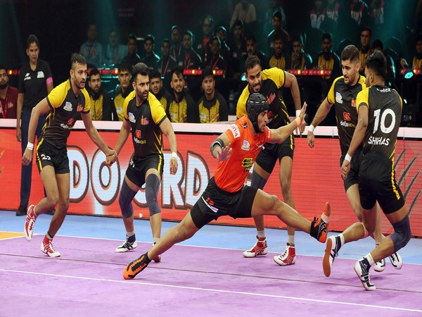 Telugu Titans in action against U Mumba in Pro Kabaddi League (Image: PKL)