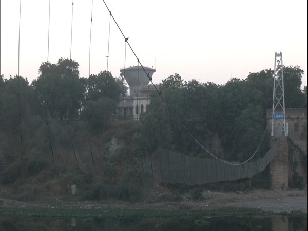 Morbi suspension bridge (Photo:ANI)