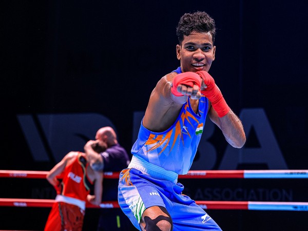 India's Vishwanath Suresh celebrates after winnig quarter-final at IBA Youth Men's and Women's World Boxing Championships (Image: IBA)