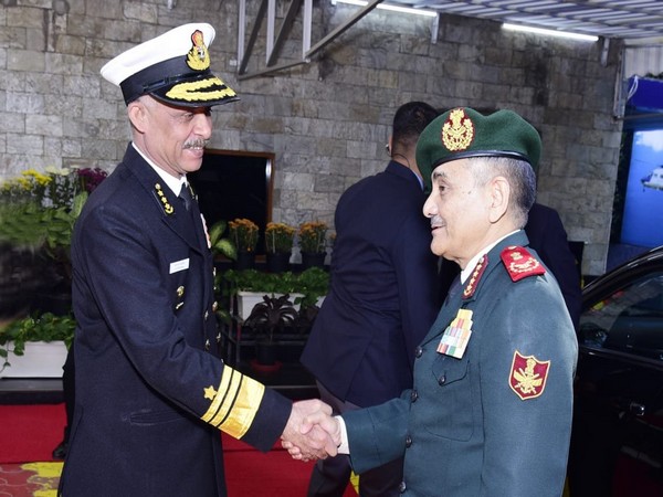 Chief of Indian Coast Guard VS Pathania receiving CDS General Anil Chauhan at ICG headquarters (Image Courtesy: Indian Coast Guard)