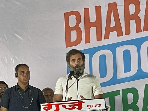 Rahul Gandhi addressing the gathering (Photo/ANI)